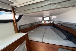 2018 Axopar 37 Cabin thumbnail 22