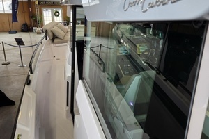 2026 Axopar Cross Cabin thumbnail 14