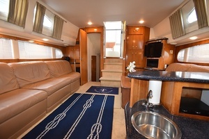 2001 Carver 444 Cockpit Motor Yacht thumbnail 34
