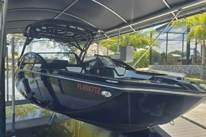 2025 Yamaha Boats 275SD thumbnail 3
