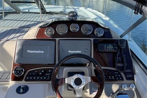 33ft Sea Ray Yacht For Sale