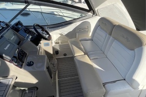 33ft Sea Ray Yacht For Sale