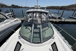 2008 Sea Ray 330 Sundancer thumbnail 22