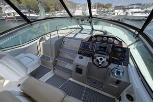 2008 Sea Ray 330 Sundancer thumbnail 7