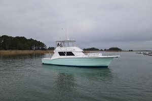 1989 Hatteras 52 Convertible thumbnail 3