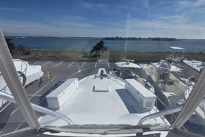 1989 Hatteras 52 Convertible thumbnail 45