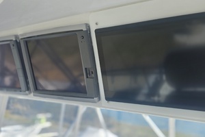 1989 Hatteras 52 Convertible thumbnail 40