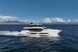 2023 Ferretti Yachts 860 thumbnail 1