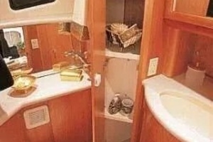 2006 Silverton 39 Motor Yacht thumbnail 10
