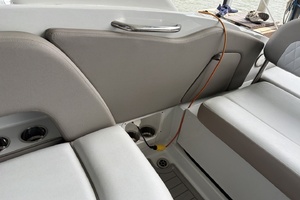 30ft Crownline Yacht For Sale