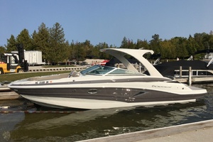 30ft Crownline Yacht For Sale