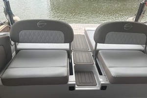 30ft Crownline Yacht For Sale