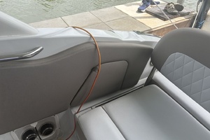 30ft Crownline Yacht For Sale