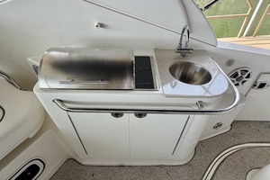 28ft Sea Ray Yacht For Sale