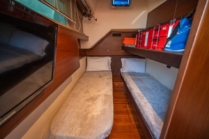 2017 Princess 68 Flybridge thumbnail 79