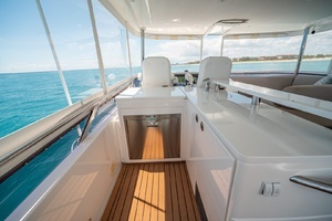 2017 Princess 68 Flybridge thumbnail 69