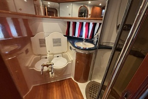 1999 Sunseeker Predator 63 thumbnail 12