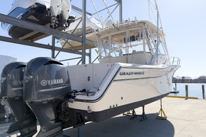 DEVY DO 33ft Grady White Yacht For Sale