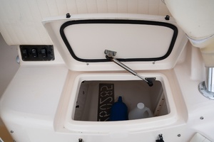 DEVY DO 33ft Grady White Yacht For Sale