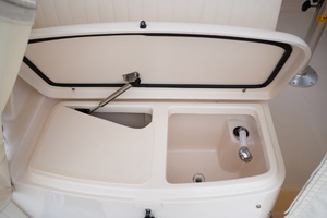 DEVY DO 33ft Grady White Yacht For Sale