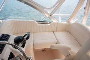 DEVY DO 33ft Grady White Yacht For Sale