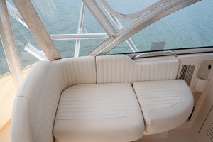 DEVY DO 33ft Grady White Yacht For Sale