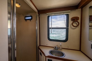 1999 Pacific Trawler 40 thumbnail 31