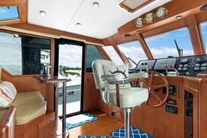 1999 Offshore Yachts 48 Pilothouse thumbnail 17