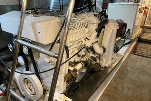 1999 Offshore Yachts 48 Pilothouse thumbnail 41