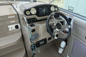 28ft Regal Yacht For Sale