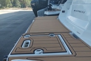 28ft Regal Yacht For Sale