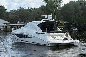 51FT (15.54M) SEA RAY