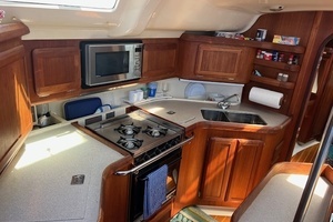 1997 Hunter 430 thumbnail 19