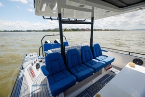 2019 Axopar 37 Sun Top thumbnail 26