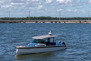 2019 Axopar 37 Sun Top thumbnail 41