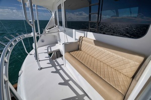 2015 Viking Enclosed Bridge thumbnail 18