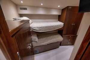 2015 Viking Enclosed Bridge thumbnail 45