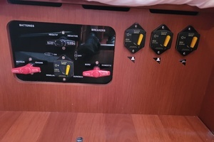 2015 Beneteau Oceanis 45 thumbnail 46