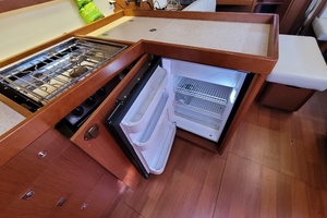 Wind Shadow 45ft Beneteau Yacht For Sale