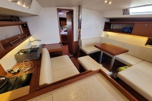 2015 Beneteau Oceanis 45 thumbnail 19