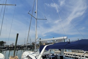 2015 Beneteau Oceanis 45 thumbnail 10