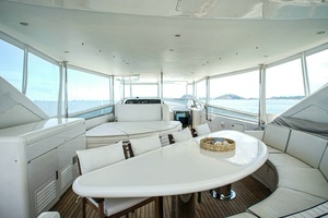 2005 Falcon Falcon 102 Flybridge thumbnail 26