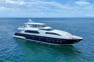2005 Falcon Falcon 102 Flybridge thumbnail 1