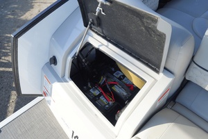 23ft Crest Yacht For Sale