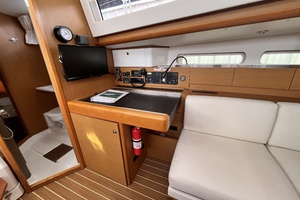 Rascal 41ft Jeanneau Yacht For Sale