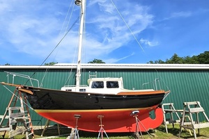 Black Magic 32ft Eastsail Yacht For Sale
