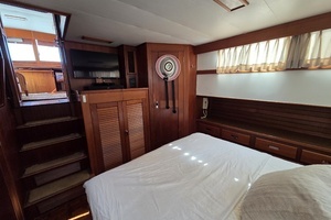 1989 Grand Banks Classic 46 thumbnail 18