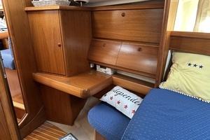 2003 Jeanneau 40 DS thumbnail 26