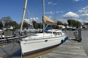 Independence 40ft Jeanneau Yacht For Sale