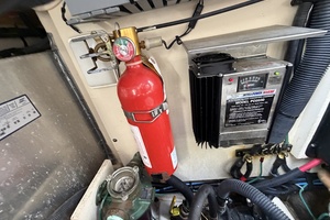 IN A MEETING 32ft Sea Ray Yacht For Sale